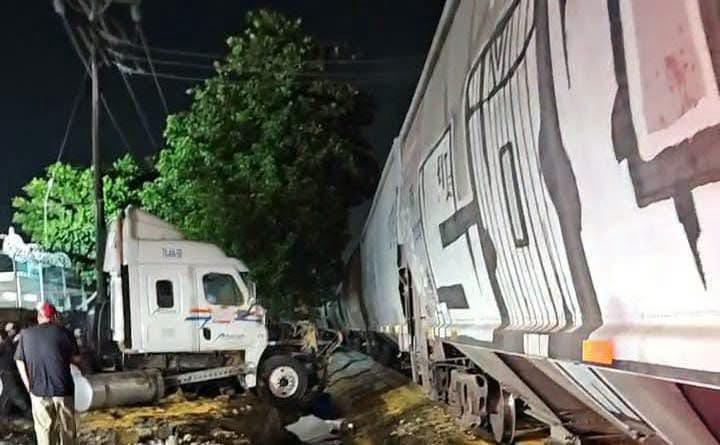 El tráiler pertenece a la empresa Legra. | Especial