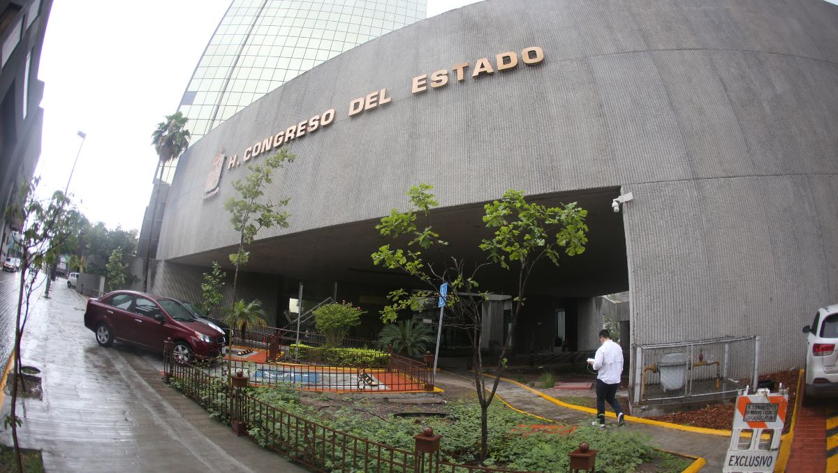 Morena, PRI, PVEM, PRD y hasta el gobernador Samuel García tienen la mayoría de sus propuestas en el olvido legislativo. Jorge López