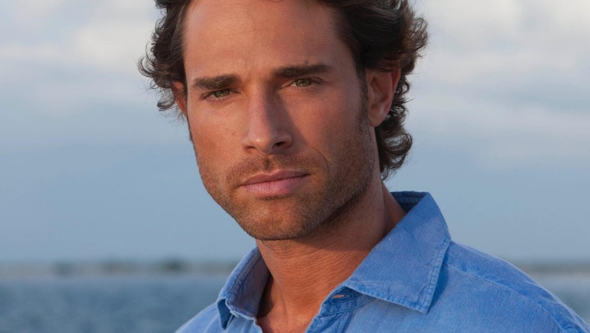 Qué es la epicondilitis, enfermedad que hospitalizó a Sebastián Rulli