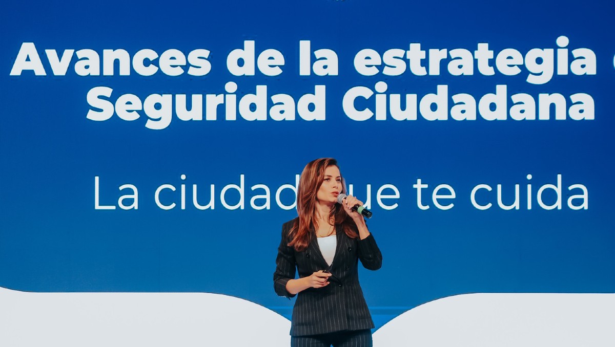 Verónica Delgadillo presenta informe de seguridad en Guadalajara con énfasis en prevención y trabajo comunitario. (Cortesía)