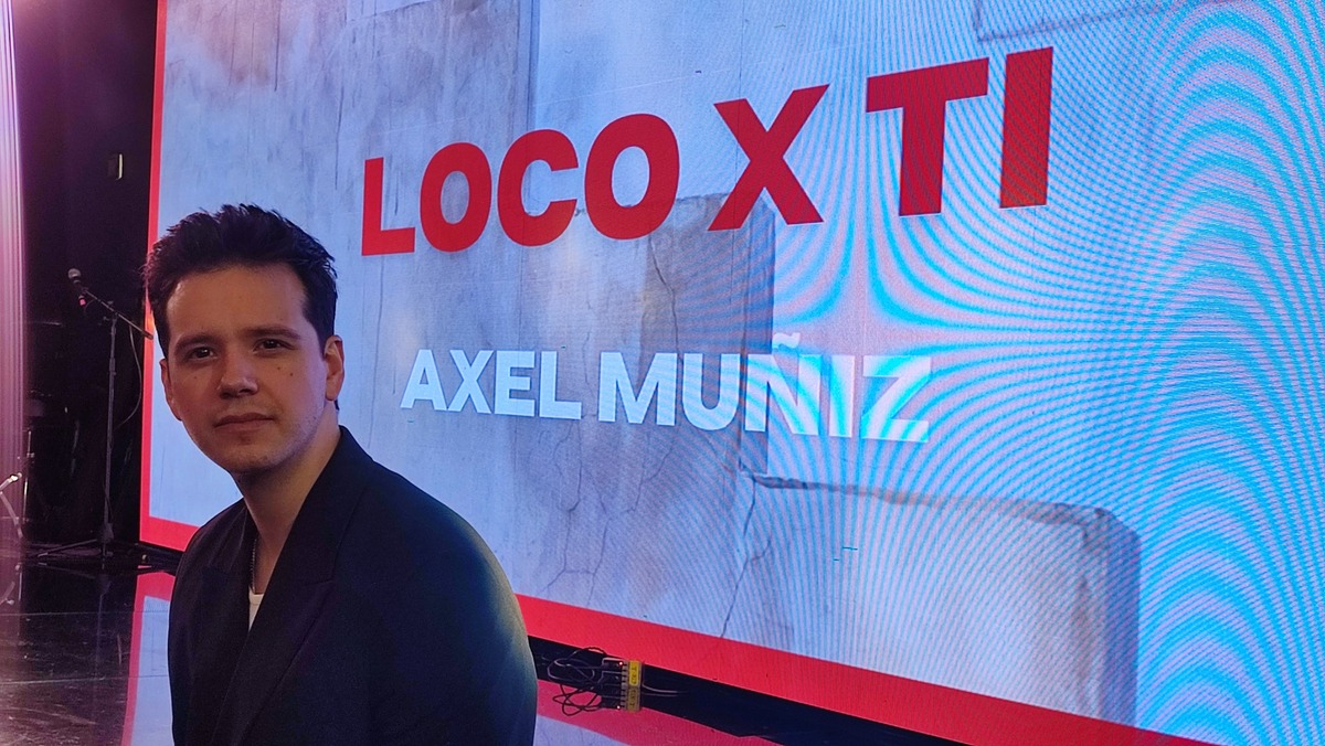 Axel Muñiz ofrece su interpretación al tema de Los Temerarios, "loco por tí" / Especial
