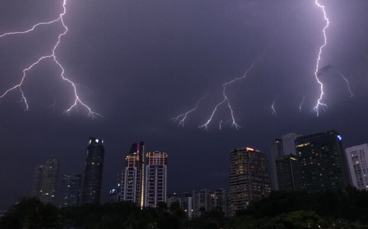 Regresan fuertes lluvias en Tamaulipas. | Freepik