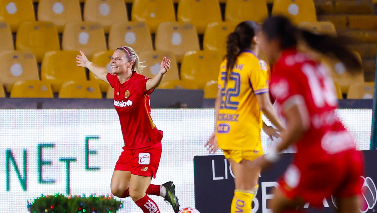Eugénie Le Sommer se estrena como goleadora con Toluca y rescata empate ante Tigres (Imago7)