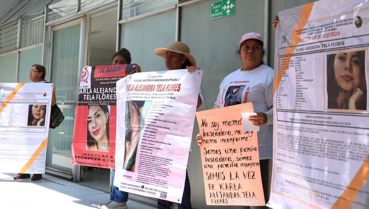 Familiares y amigos de Karla Alejandra Tela Flores exigen la localización de la joven desaparecida |  Agencia Es Imagen