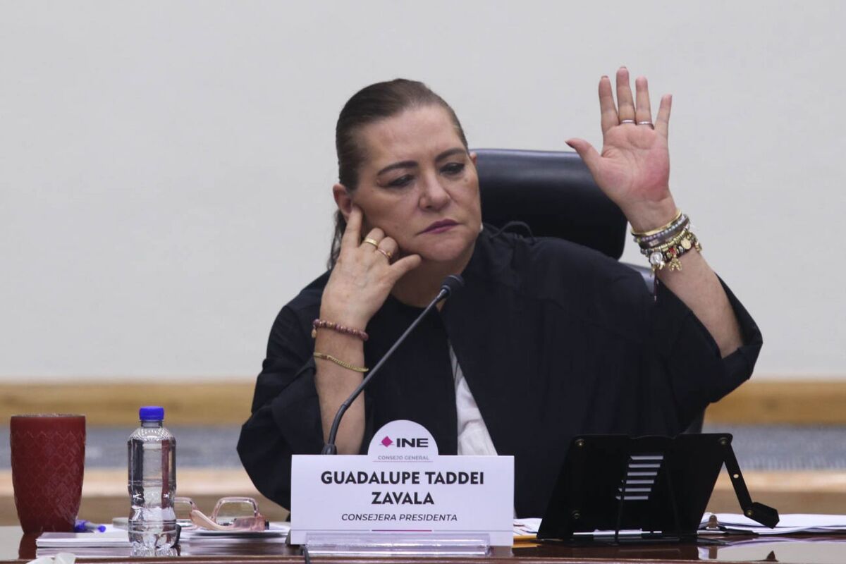 La presidenta del INE aseguró que la CURP biométrica no afectará la credencial de elector. | Cuartoscuro