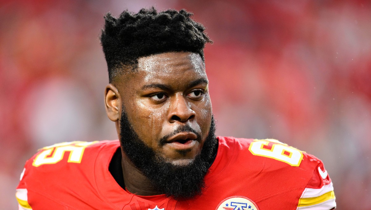 Trey Smith firma extensión récord con los Kansas City Chiefs (AP)