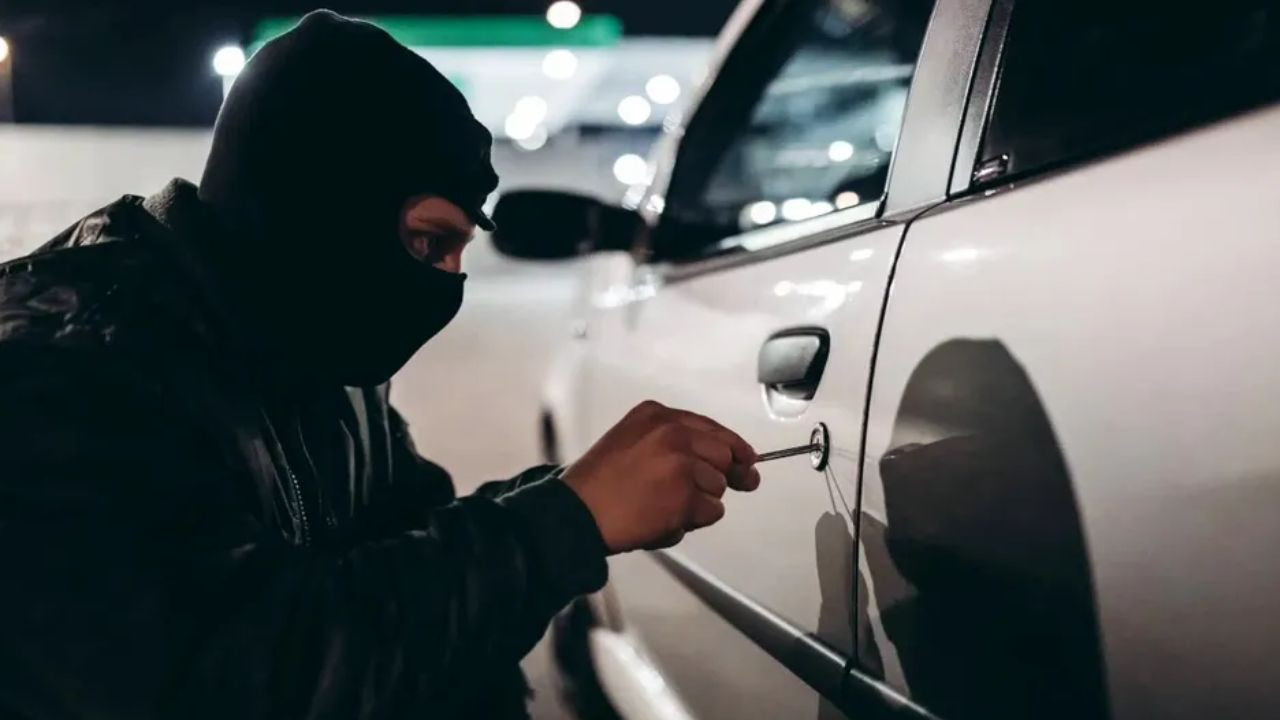 Disminuye robo de autos, pese a ser un delito común en México