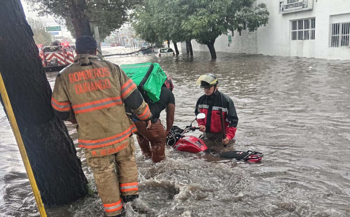 La tromba del pasado fin de semana dejó afectaciones en toda la ciudad. l Cortesía redes