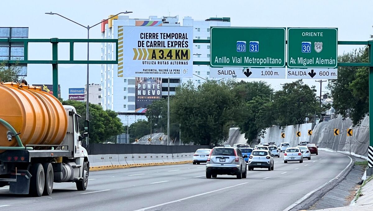 El carril reversible tendrá una semana de prueba en la zona. | Mayte Villasana.