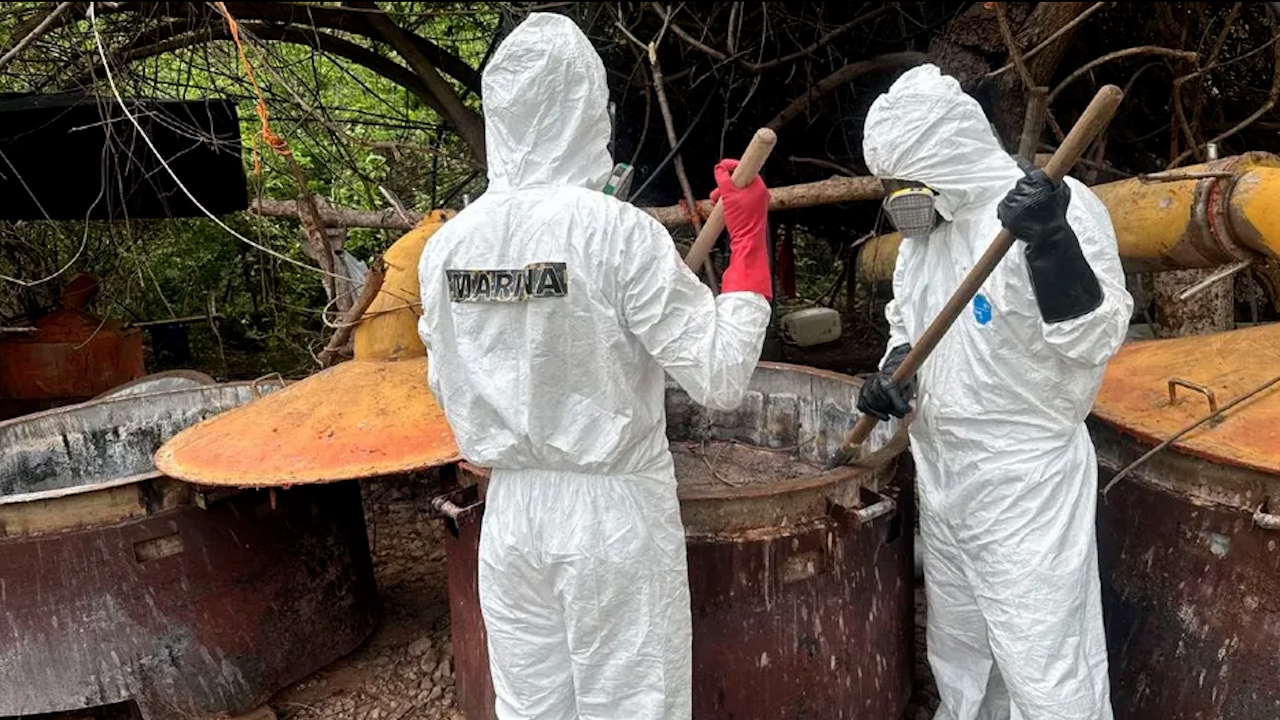 Decomisan laboratorio de drogas sintéticas en Culiacán, Sinaloa