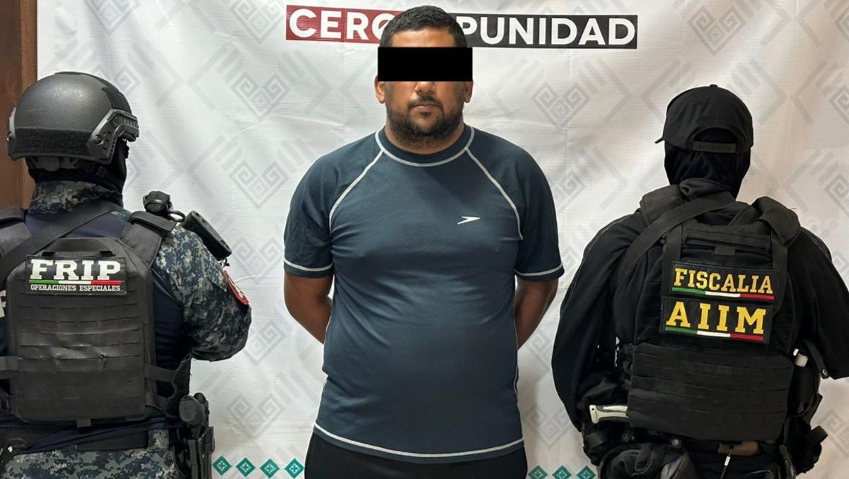 Detienen a profesor acusado de acoso sexual. (Foto: Especial)