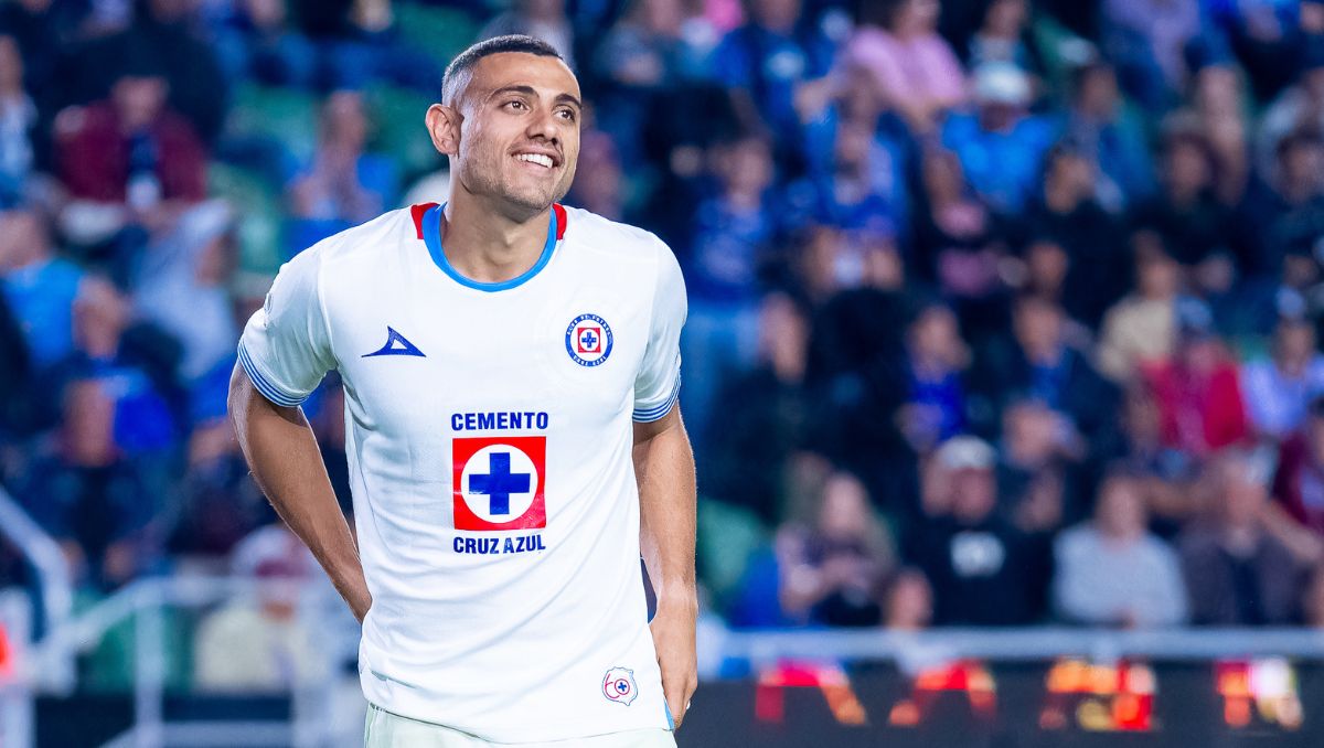 Giorgos Giakoumakis está muy cerca de salir de Cruz Azul; hay ofertas de la MLS y Arabia Saudita (Imago7)