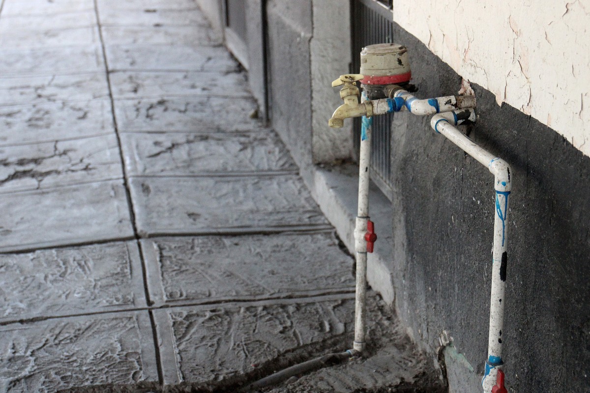 Colonias de Torreón tendrán baja presión de agua debido a un mantenimiento en bomba. | Rolando Riestra