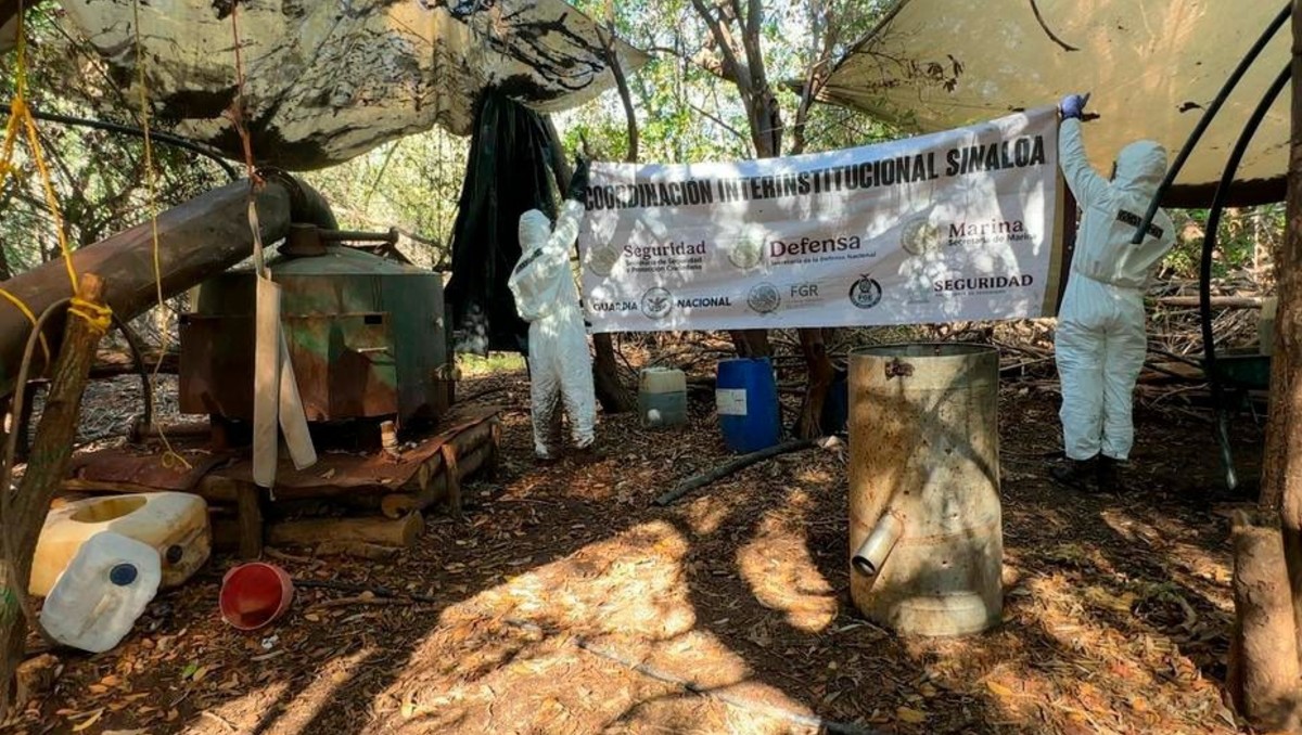 En el lugar, había equipo diverso utilizado para la producción a gran escala de drogas sintéticas. | Especial