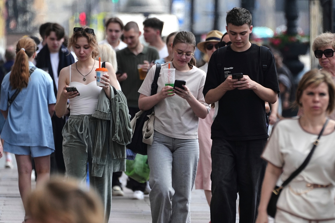 El gobierno ruso ha tratado de controlar el acceso a internet, así como a canales de comunicación y redes sociales. |AP
