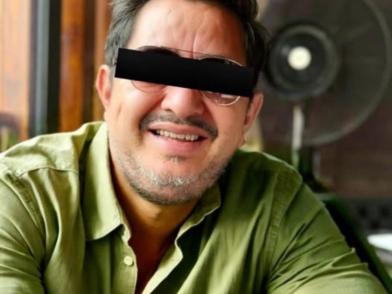 El hombre fue dado a conocer por su canción en Amor Bravío.