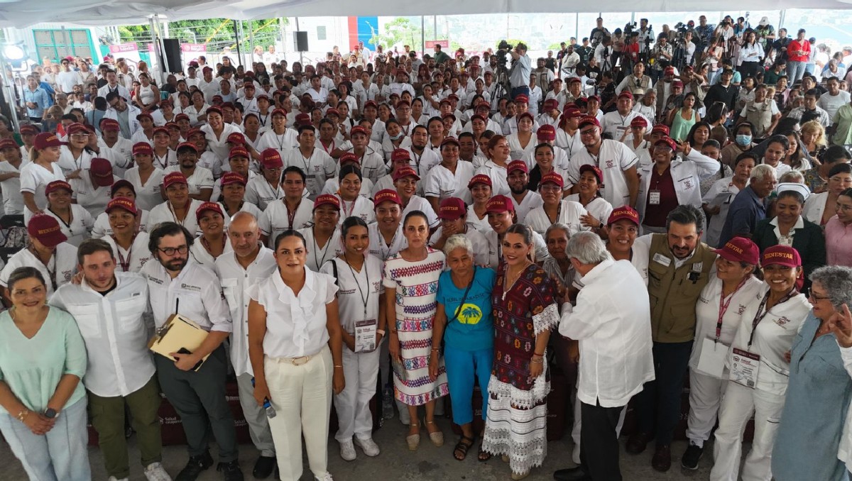 La titular de Bienestar acompañó a la presidenta Claudia Sheinbaum en su gira por Acapulco. (Foto: Especial)