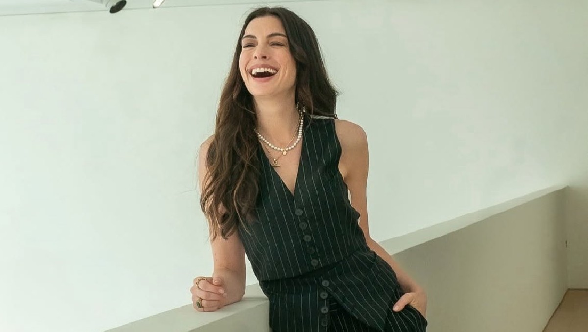 Anne Hathaway revela primer vistazo de El diablo viste a la moda 2
