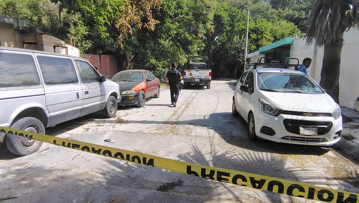 El estuvo platicando con varios amigos en ese lugar desde la madrugada | Foto: Agustín Martínez