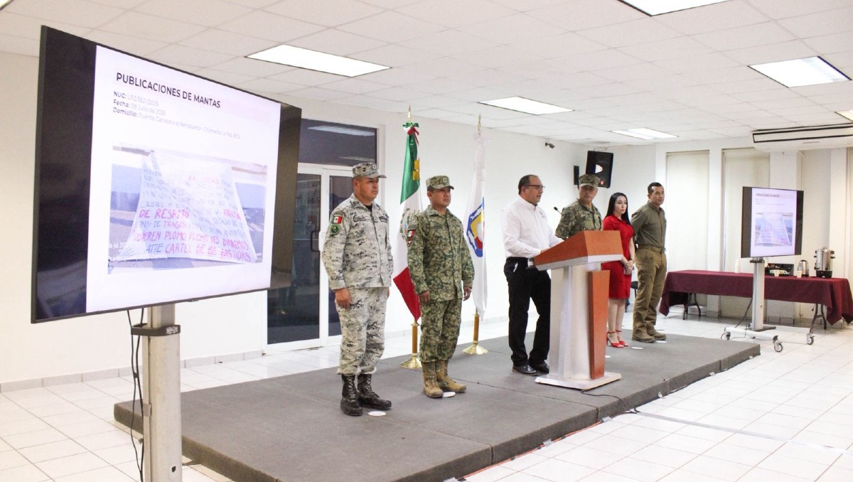 Los mensajes señalan al mandatario estatal de estar coludido con una facción del CDS. (Foto: Especial)