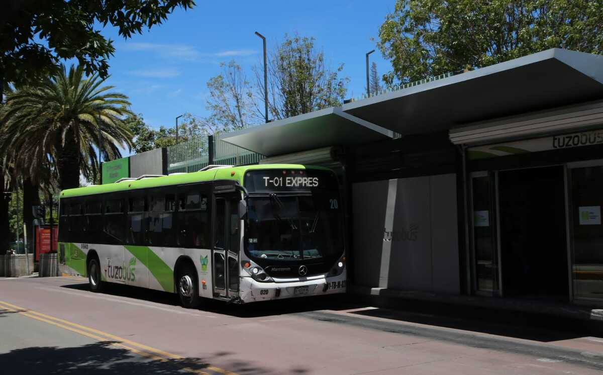 Sistema de Transporte Masivo Tuzobús. (Maribel Calderón)