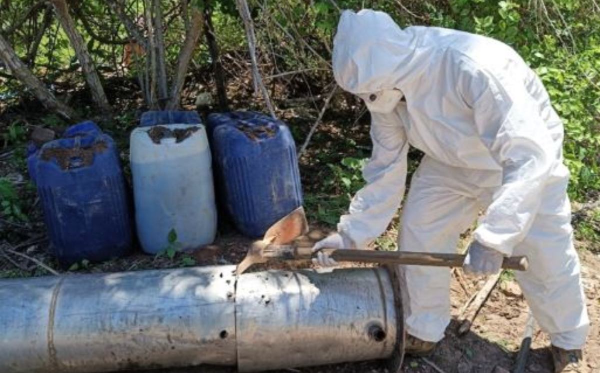 Aseguran áreas de concentración de material para fabricar metanfetamina en Culiacán. | Especial
