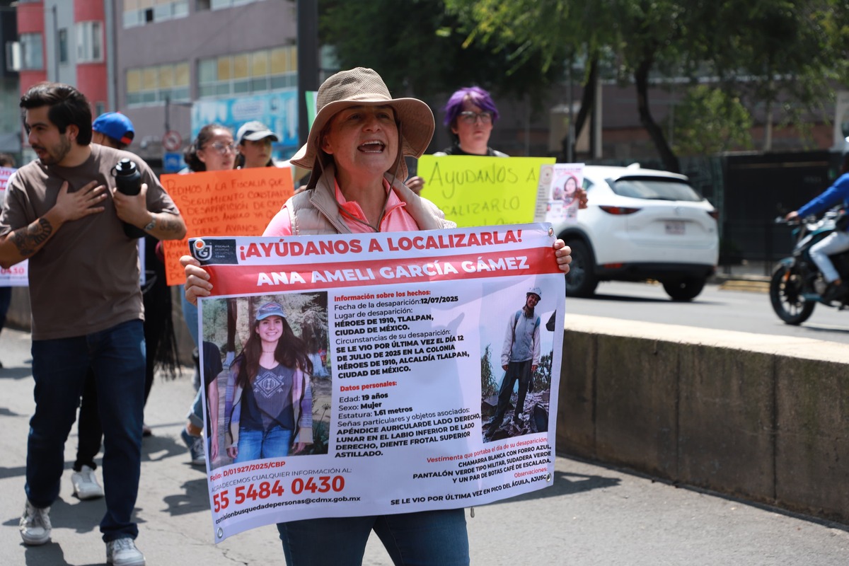 Familiares de Ana Amelí se manifestaron este miércoles en la CdMx. | Juan Carlos Bautista
