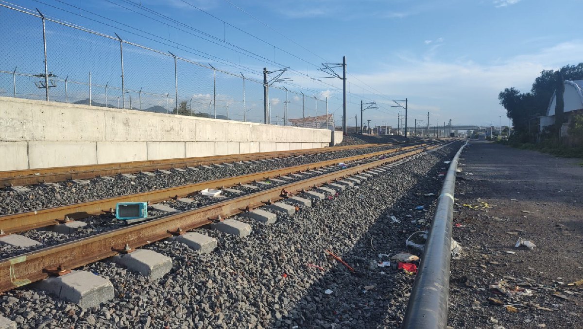Los habitantes del Paraje Trigotenco exigen a las autoridades que cumplan con los acuerdos de construcción del Suburbano. Foto (Juan Carlos Gutiérrez)