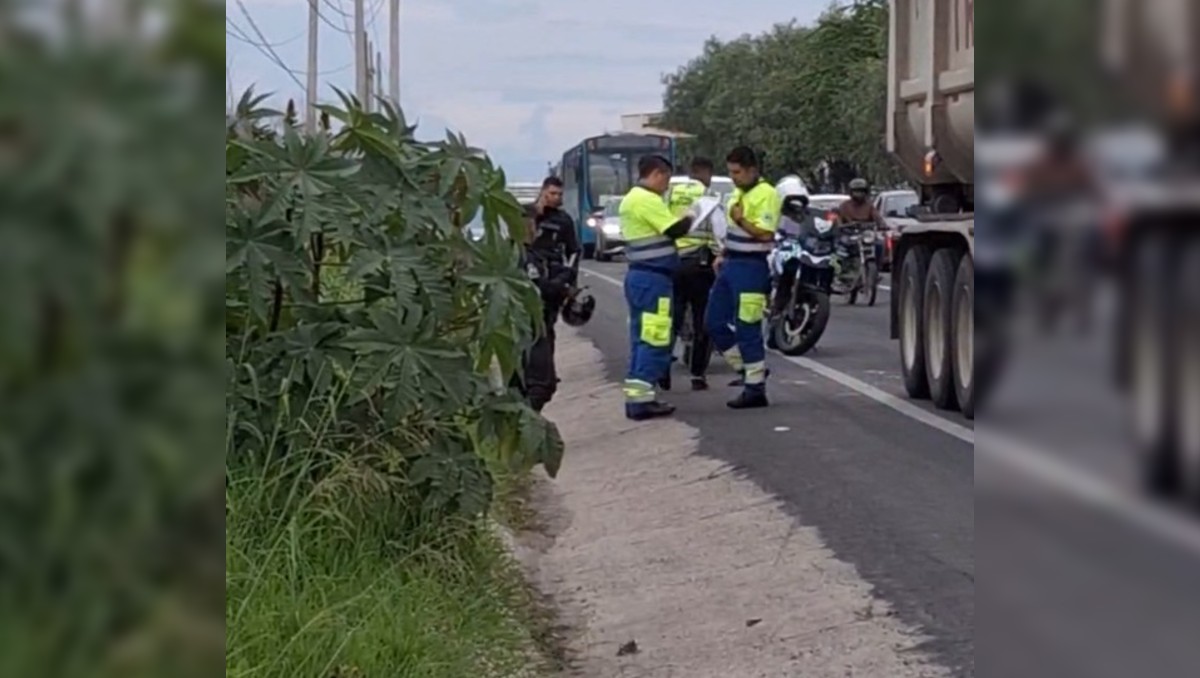 Mujer muere sobre avenida López Mateos Sur en Tlajomulco (Usi Toledo)