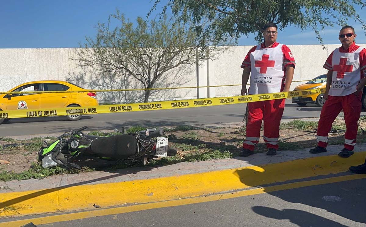 Presuntamente el motociclista murió al momento del impacto. l Especial