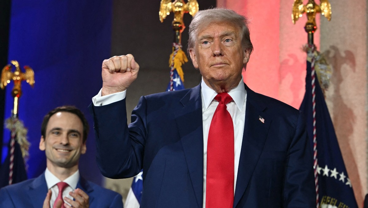 Las pruebas presentadas por el gabinete de Trump se contradicen con cuatro investigaciones penales. (AFP)