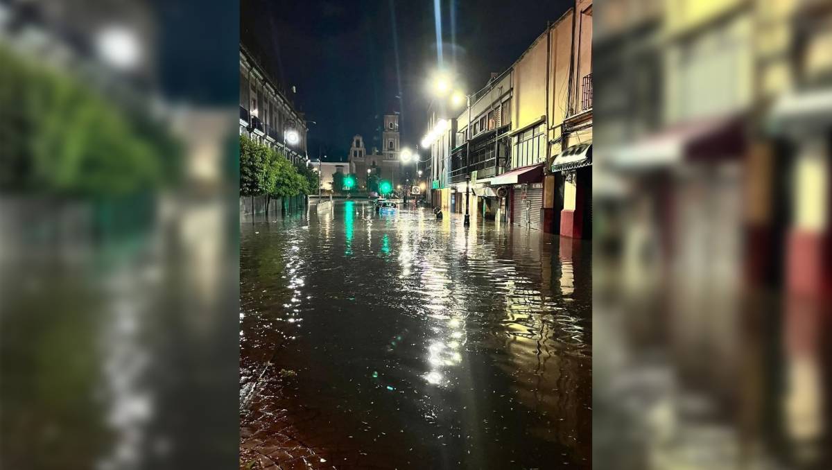Tormenta eléctrica afecta vialidades, viviendas y comercios en Toluca, Metepec y Zinacantepec la noche del miércoles.| Especial