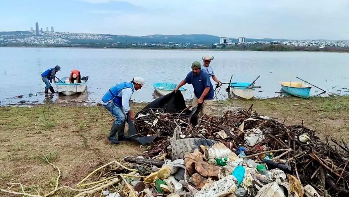 León recolecta toneladas de basura de cuerpos de agua | Especial