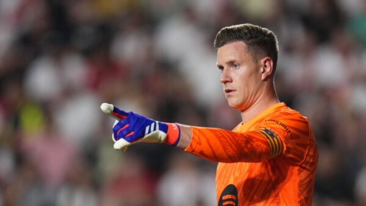 Marc-André Ter Stegen estará tres meses fuera por cirugía de espalda (AP)