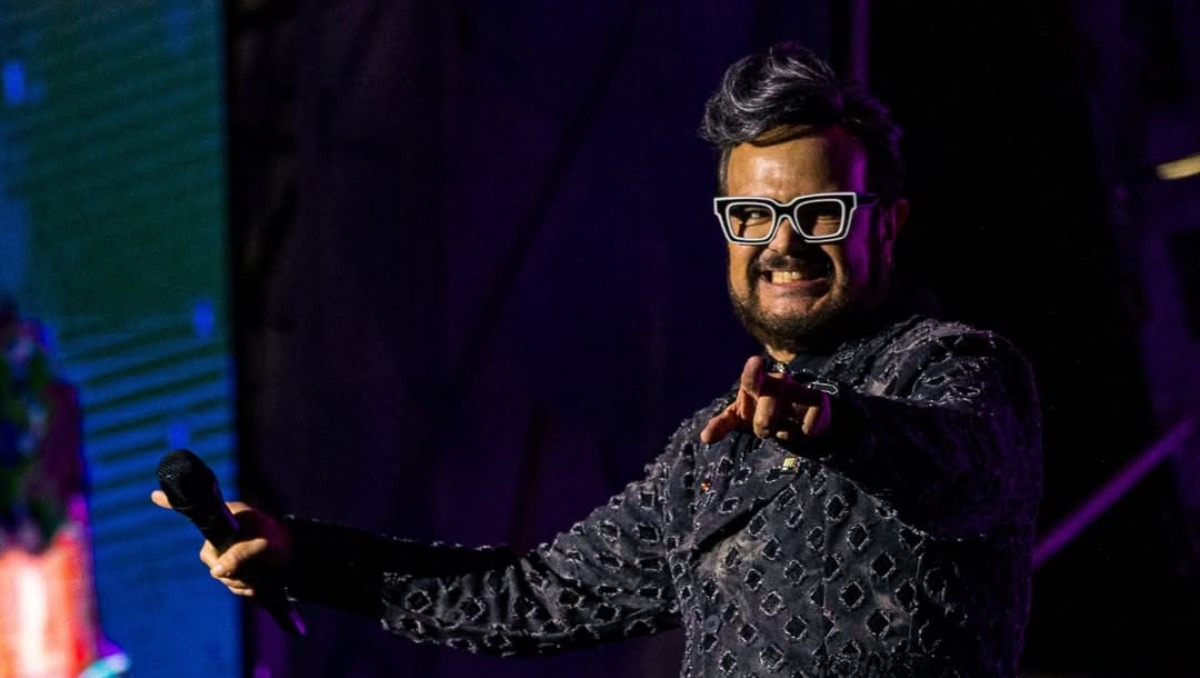Aleks Syntek ha sido llamado el Elton John latino