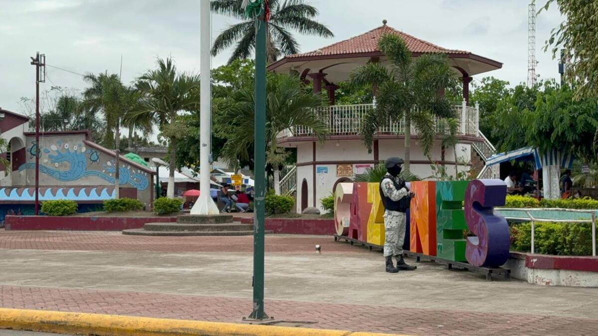 Los criminales han dejado cuerpos desmembrados en letras turísticas o carreteras como amenaza en Veracruz.