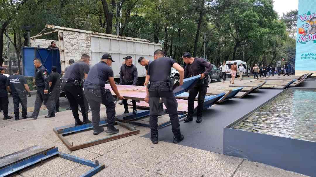 Se cubrieron las fachadas de restaurantes, negocios, cafeterías y Plazas como Reforma 222. (Foto: especial)