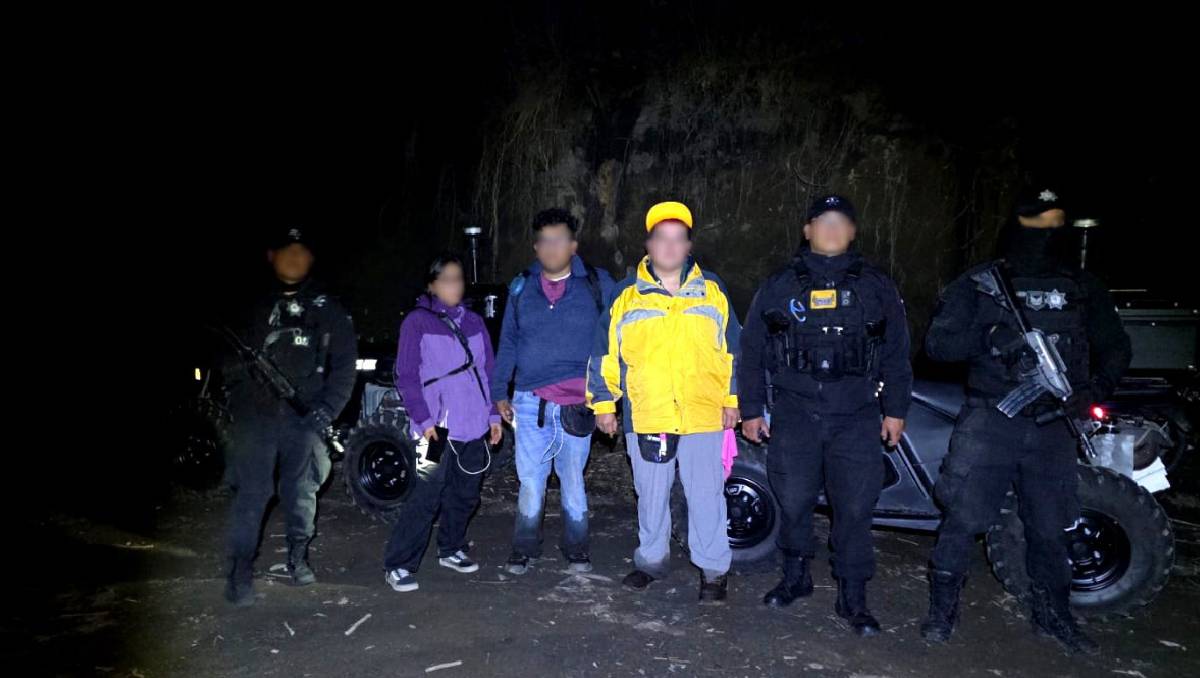 Las tres personas se extraviaron luego de separarse del grupo con el que iban. | Especial