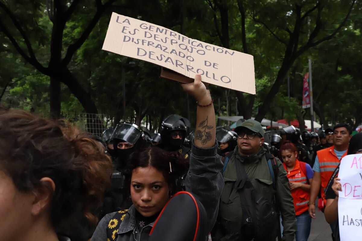 Las autoridades y propietarios buscan evitar daños o enfrentamientos. (Foto: Jesús Quintanar)