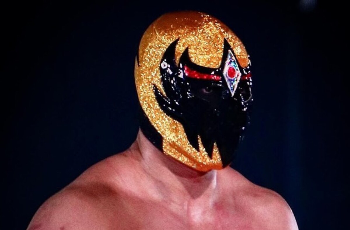 Máscara Dorada, el gladiador que dejó el sueño olímpico por la lucha libre (Facebook Mascara Dorada Cmll )