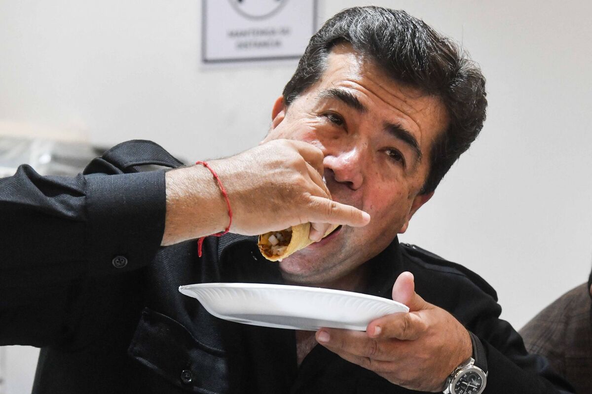 Pedro Haces durante la celebración de su cumpleaños en la Cámara de Diputados | Cuartoscuro.