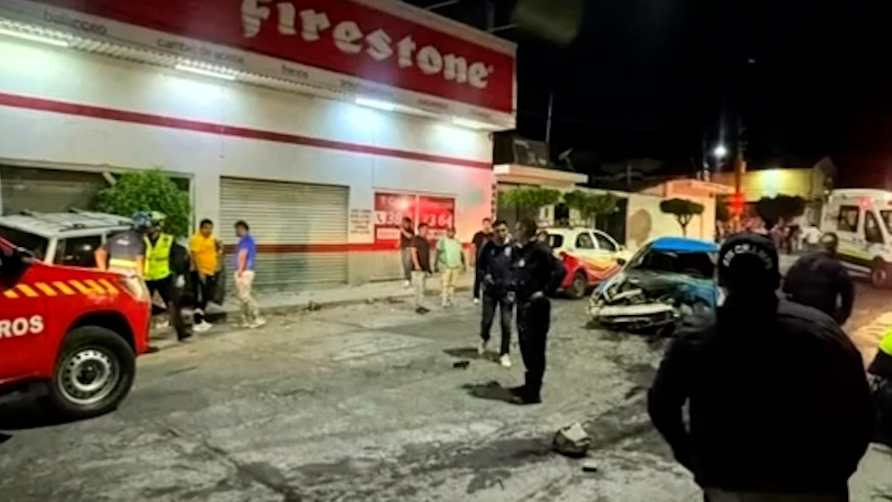 Puebla: Taxista sale herido tras choque con conductor ebrio