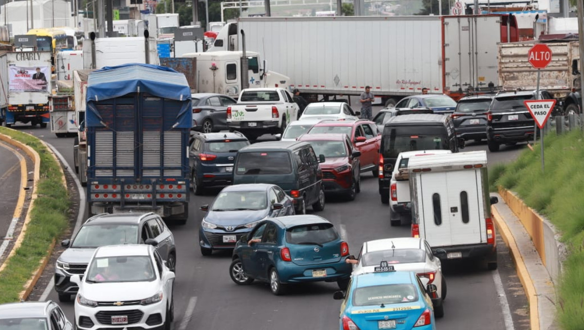 Caos en carreteras de Puebla | Melanie Torres