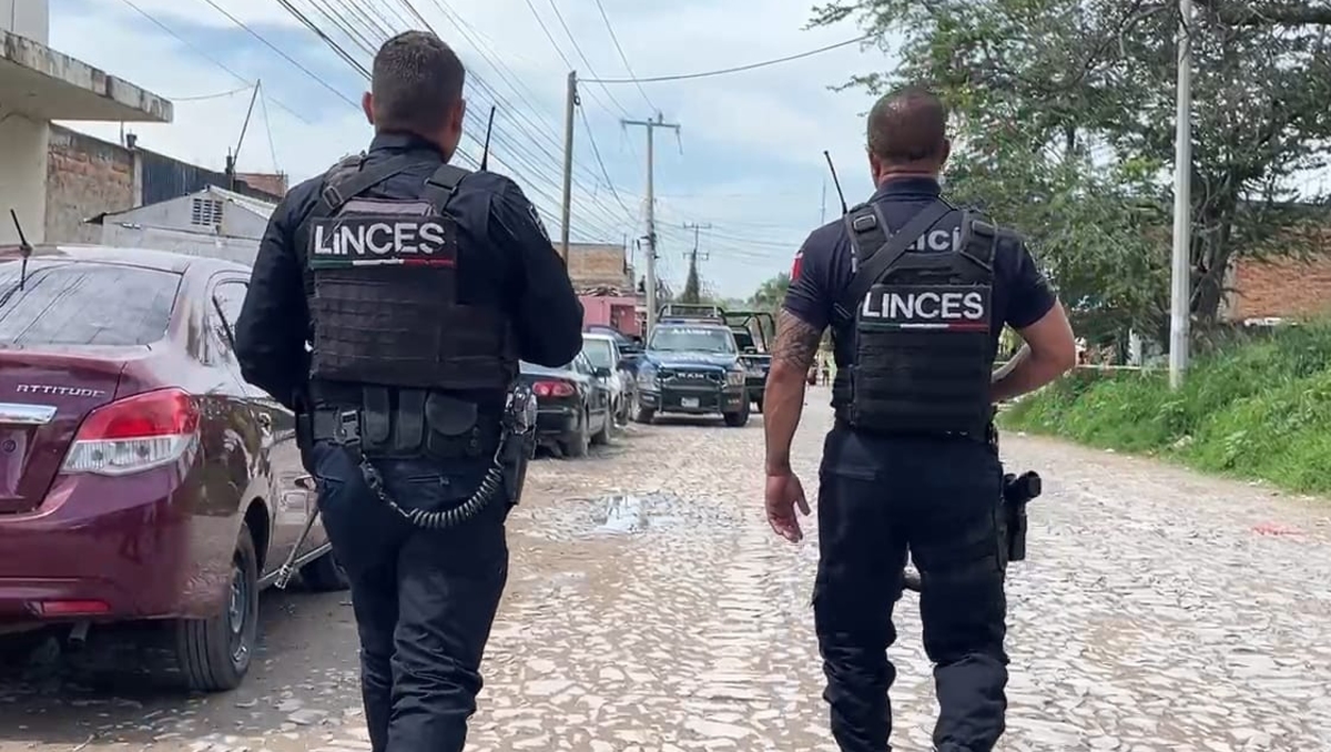 Elementos de la policía tonalteca acudieron al lugar del asesinato  como primeros respondientes (Foto: Juan Carlos Munguía)