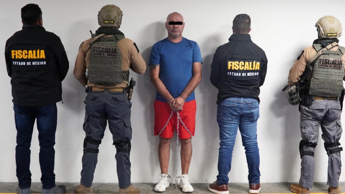 El sospechoso presuntamente extorsionaba a los vendedores de pollo en Ixtapan de la Sal. Foto: (Especial)