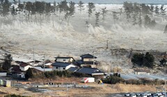 Los tsunamis originados por terremotos de magnitud 8 a 9.5 son muy destructivos. | AFP