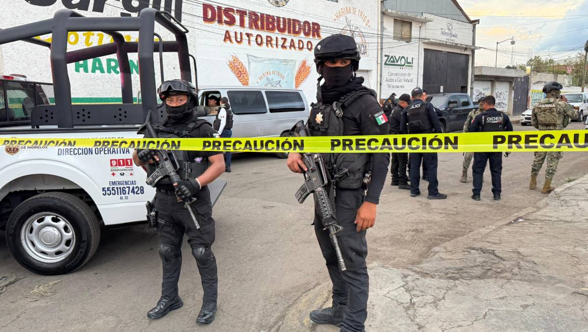 Policía, Marina y FGJEM aseguran bodega usada como C4 clandestino que intervenía cámaras en Ecatepec.| Especial