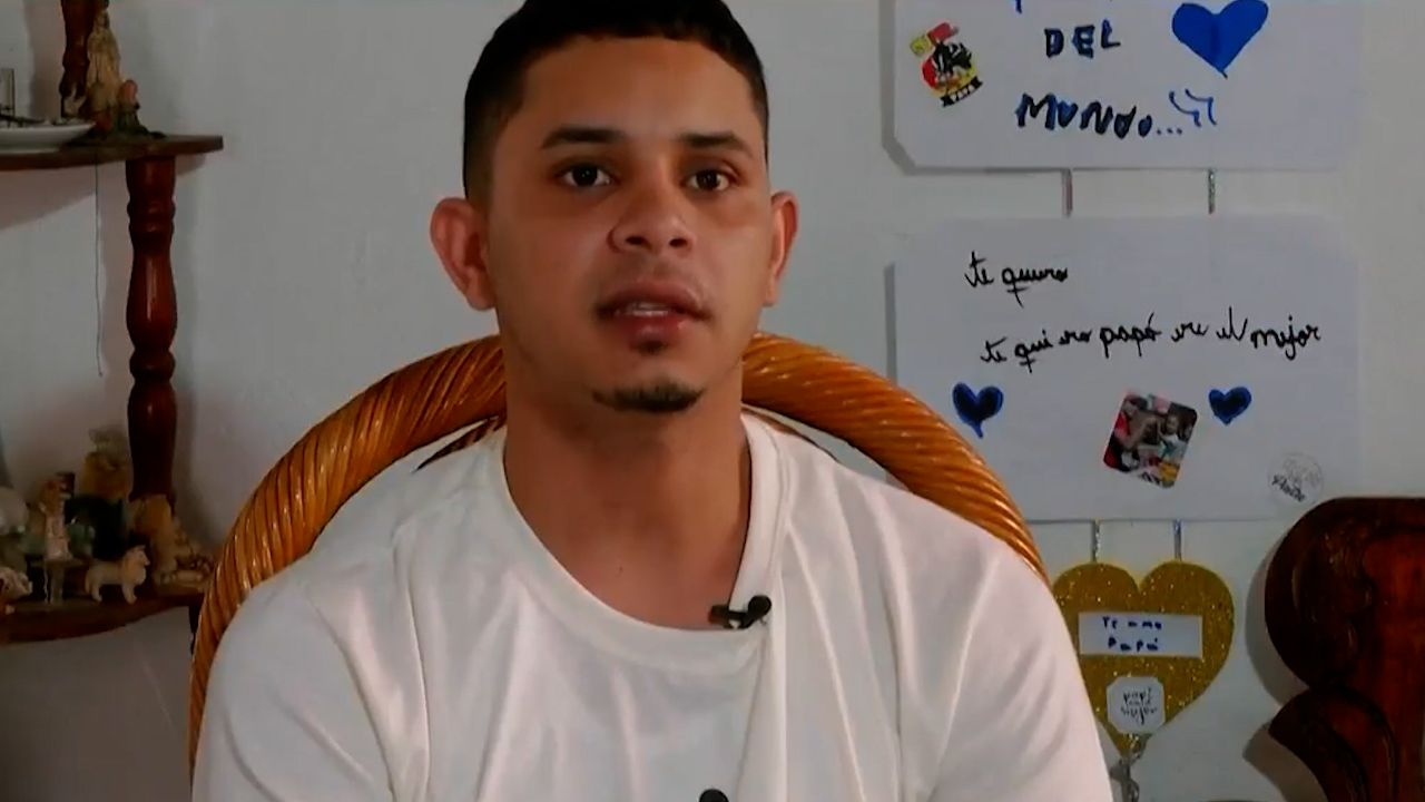 Venezolano demanda a Donald Trump por deportación injustificada