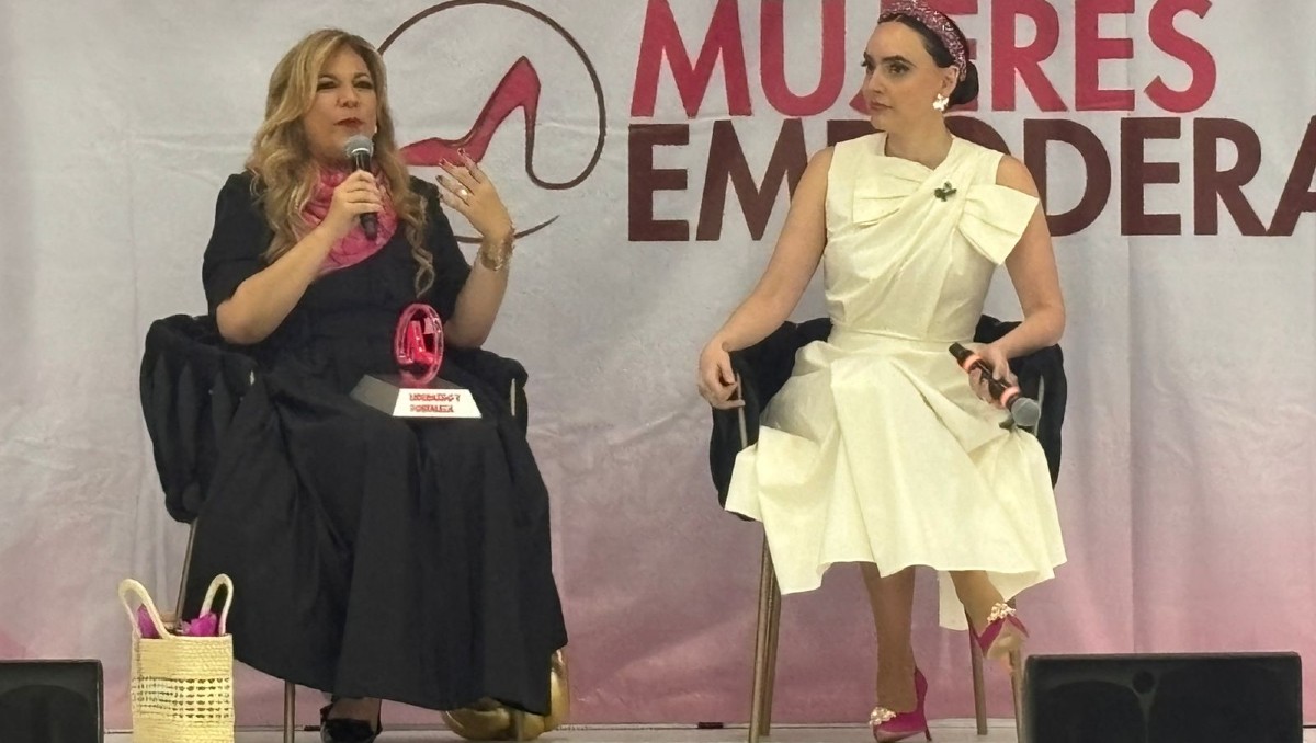 Altagracia Gómez encabezó festejo de la Asociación Civil Mujeres Empoderadas (Roberto Hurtado)