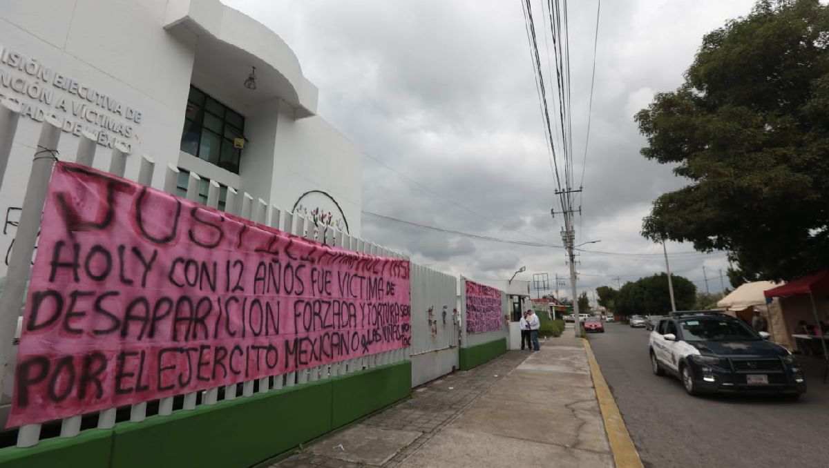 La CAEVEM habilitó más sedes por la toma de las oficinas generales. Foto: (Tania Contreras)